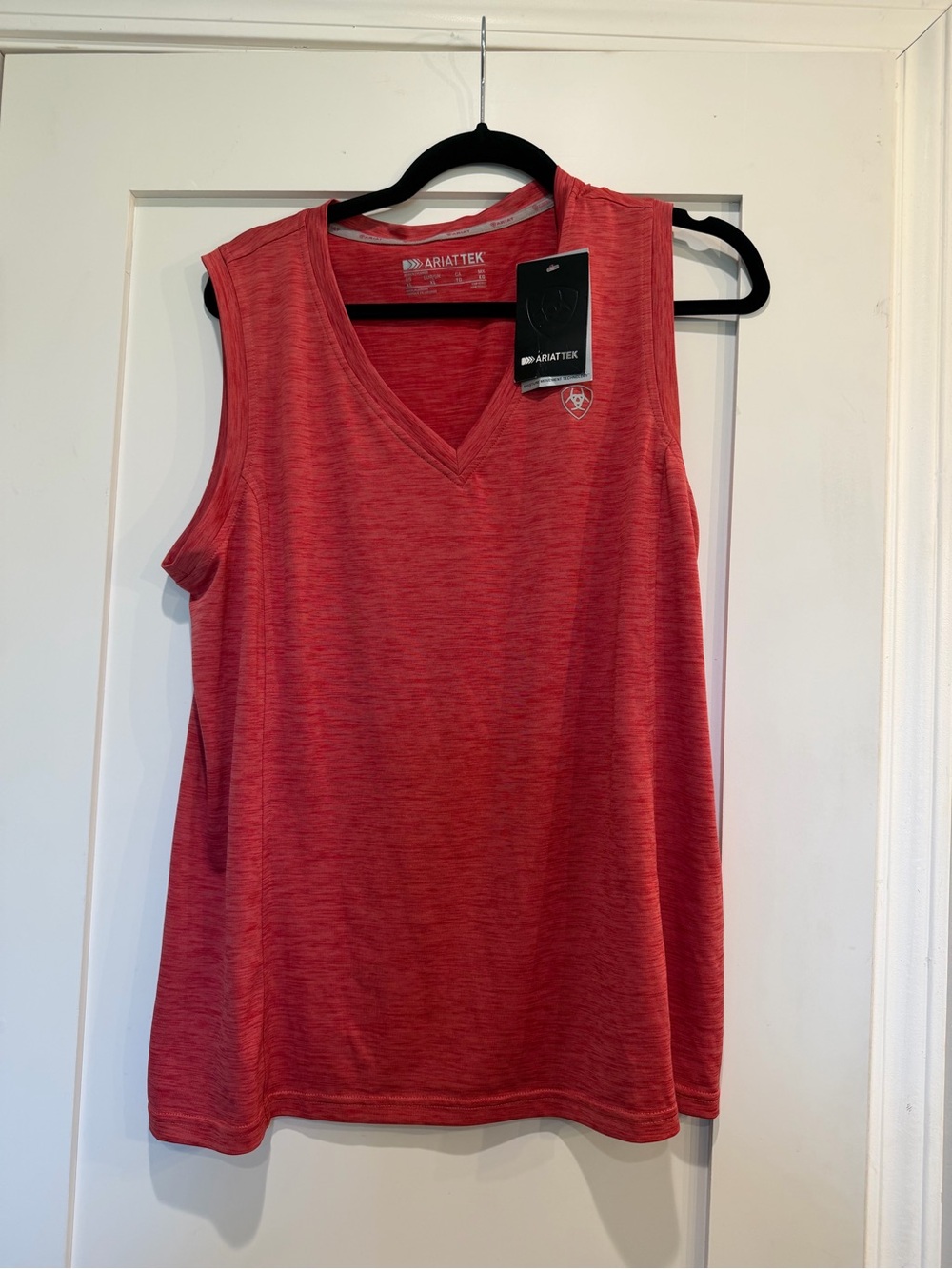AriatTek Women's Coral Red V-Neck Sleeveless Tank